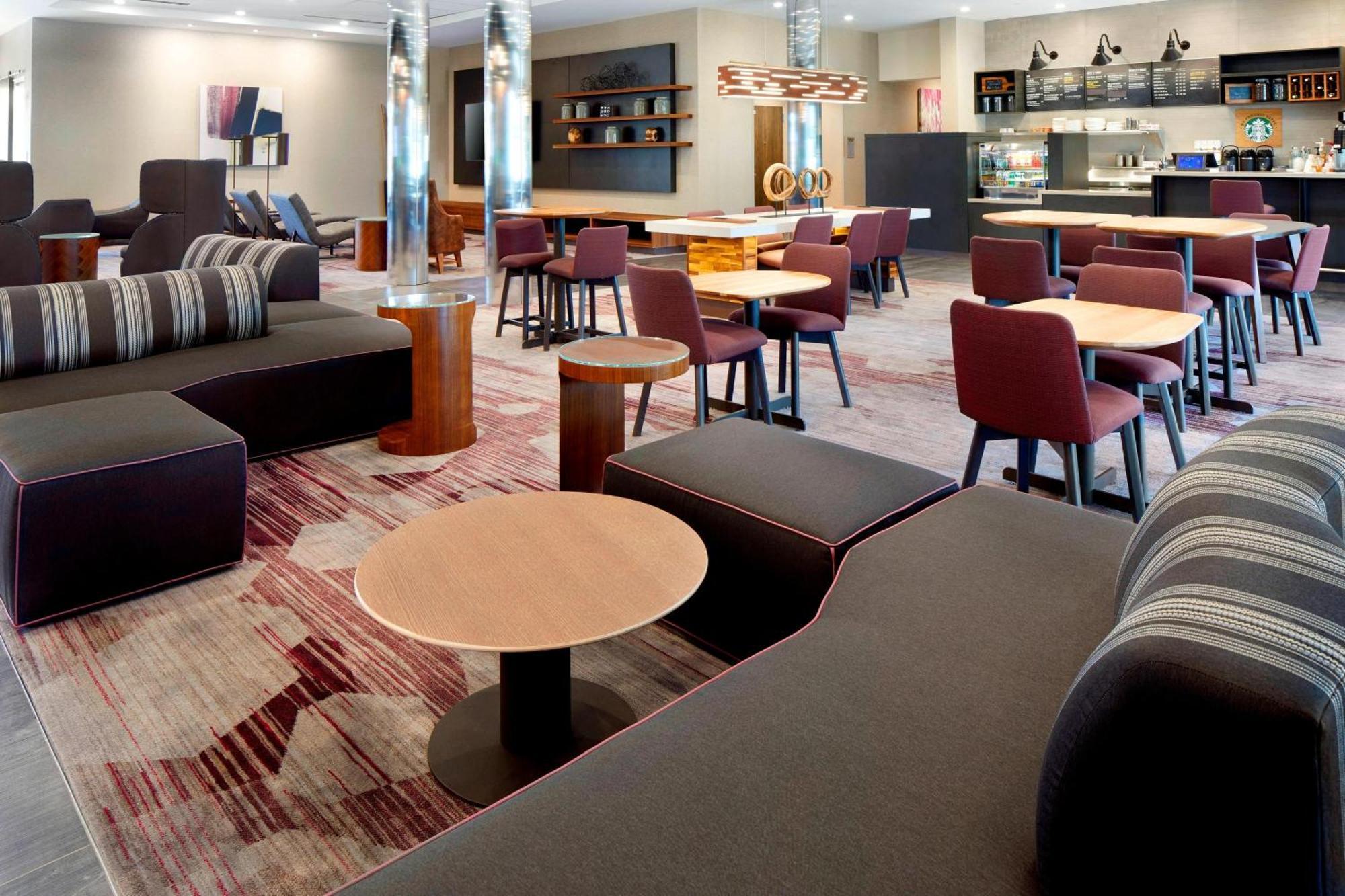 Hotel Courtyard By Marriott Houston Intercontinental Airport Esterno foto
