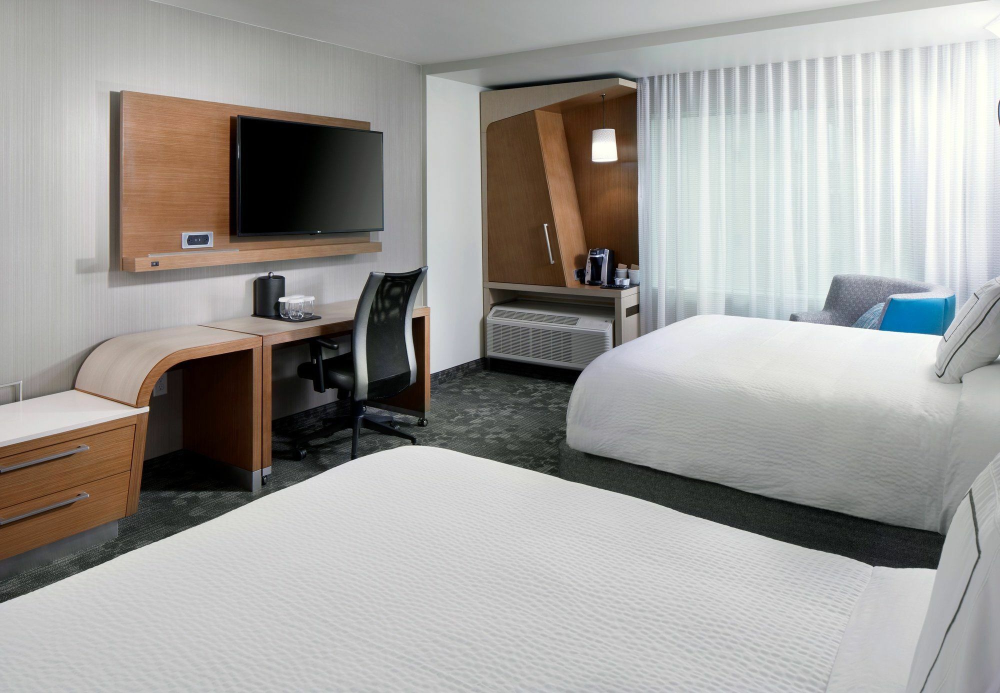 Hotel Courtyard By Marriott Houston Intercontinental Airport Esterno foto